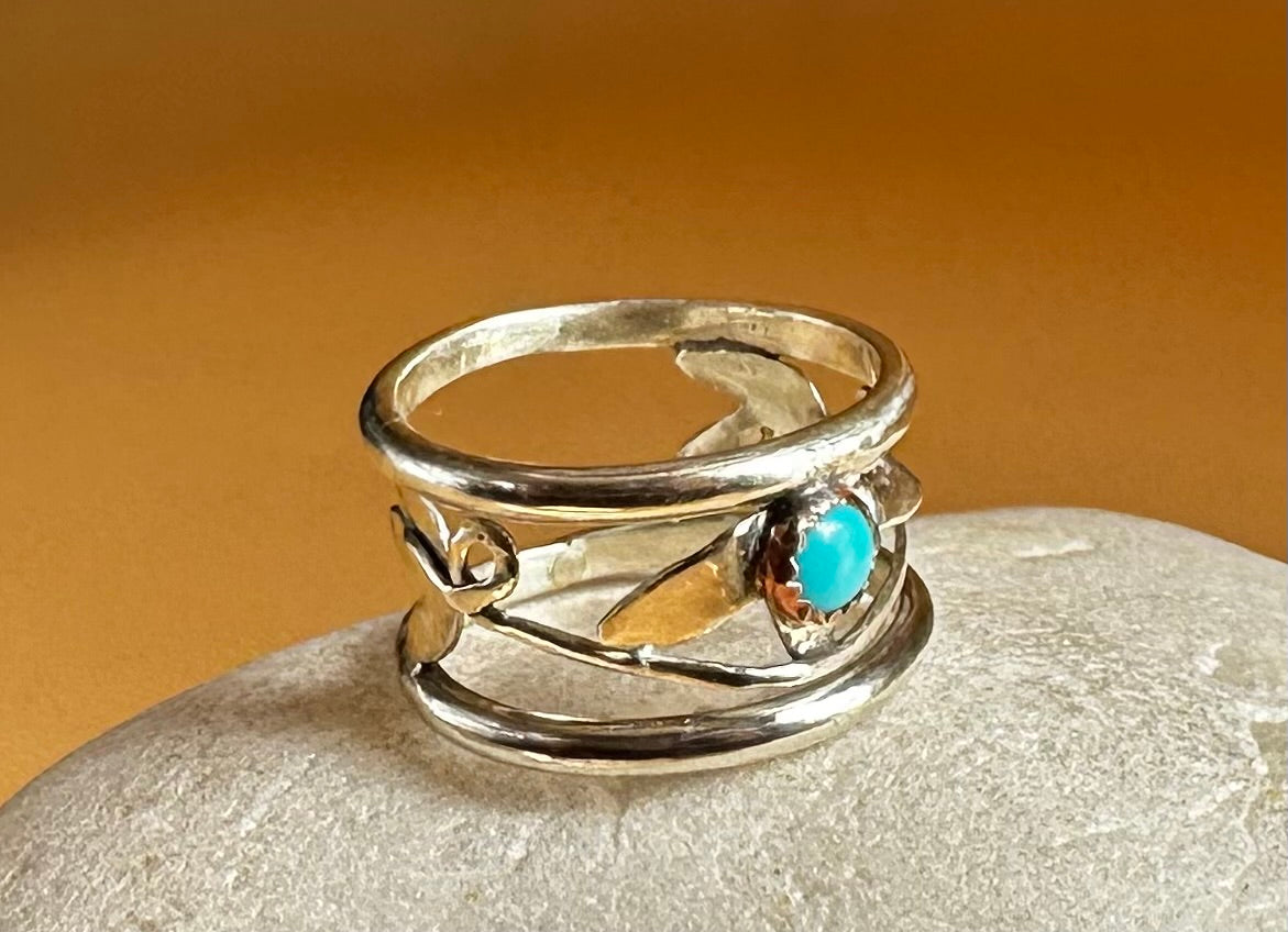 Double Band Floral Ring
