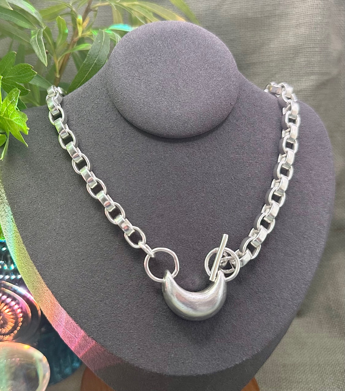 Crescent Moon Heavy Chain necklace