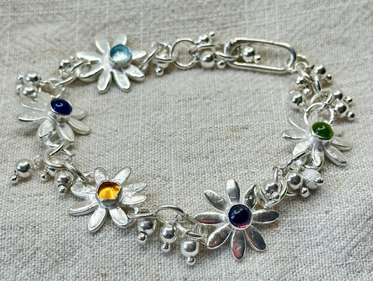 Daisy Chain Bracelet