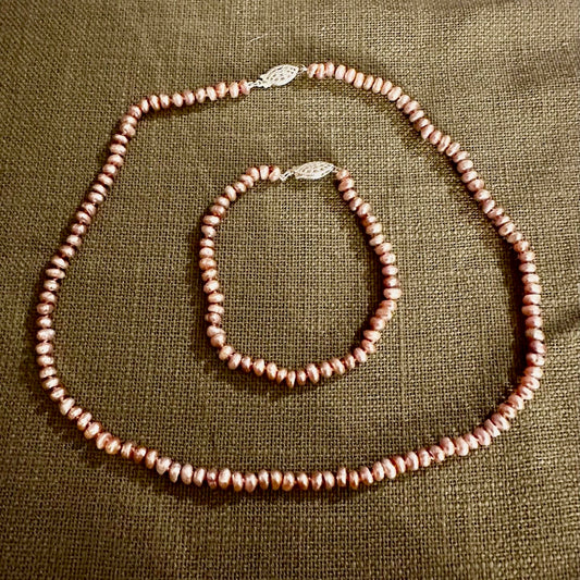 Freshwater Irredescent Pink Pearl Set