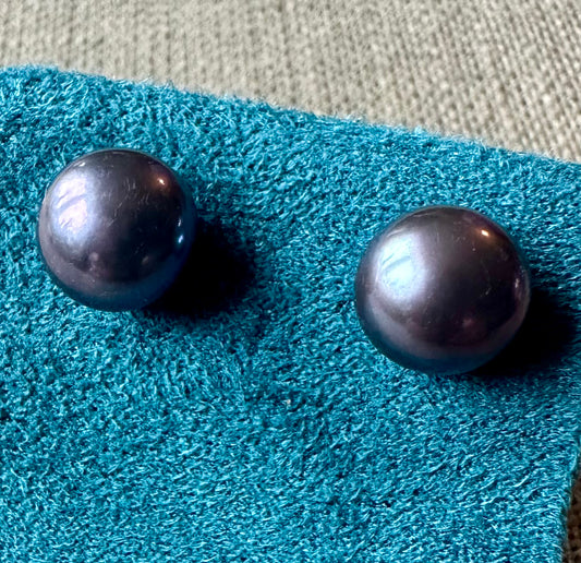 Peacock pearl stud earrings
