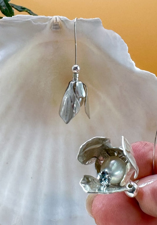 Snow Drop Pearl Earrings