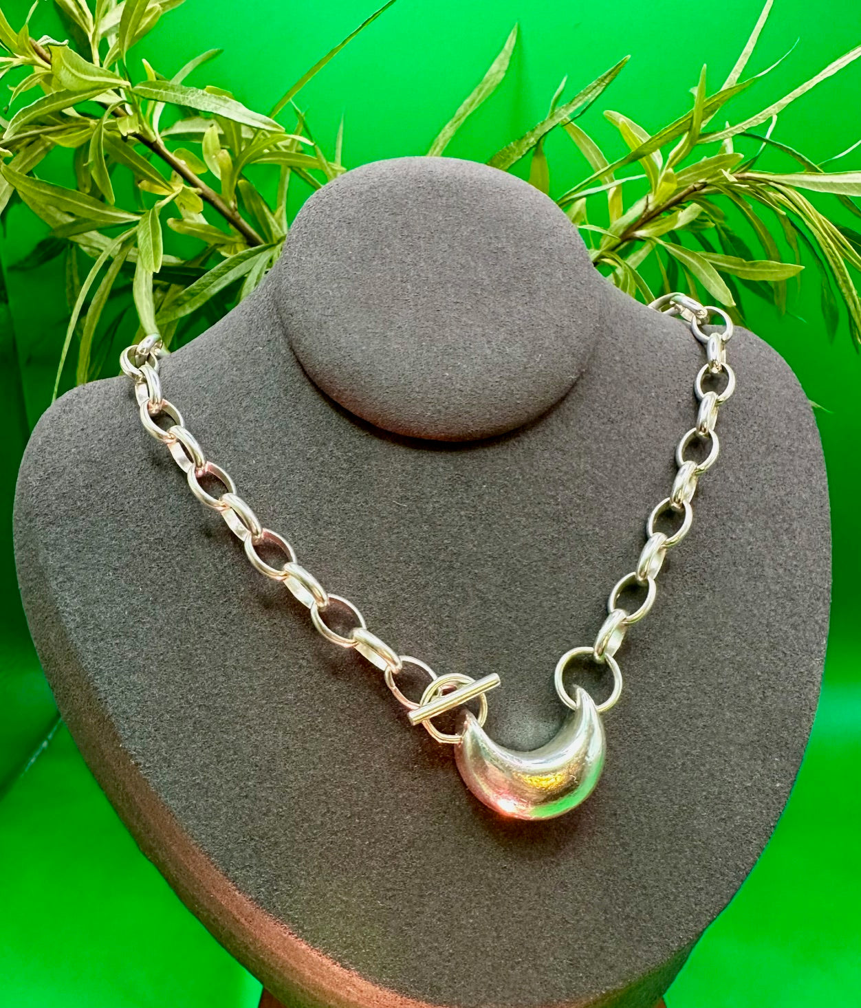 Cresent Moon Chunky Necklace