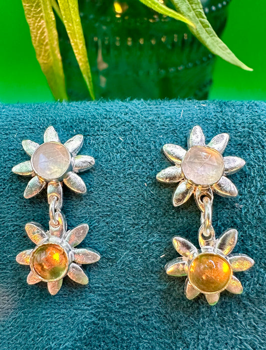 Double Daisy earrings