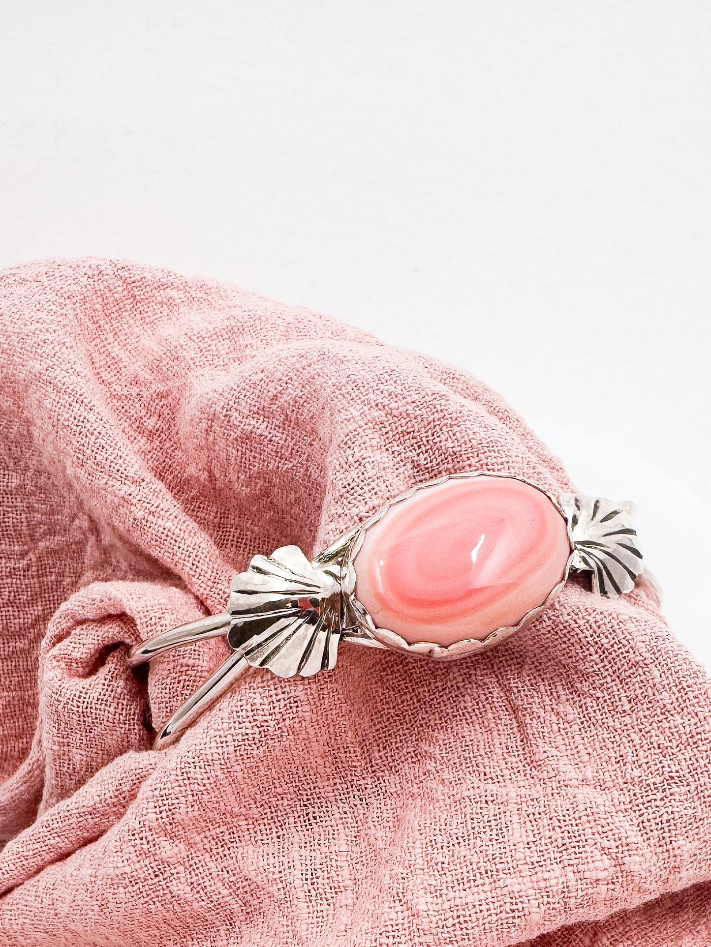 Pink Conch Shell Bangle